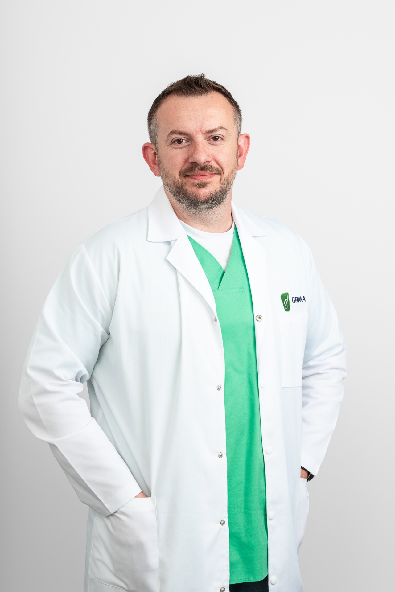 Dr. Codruț Leah