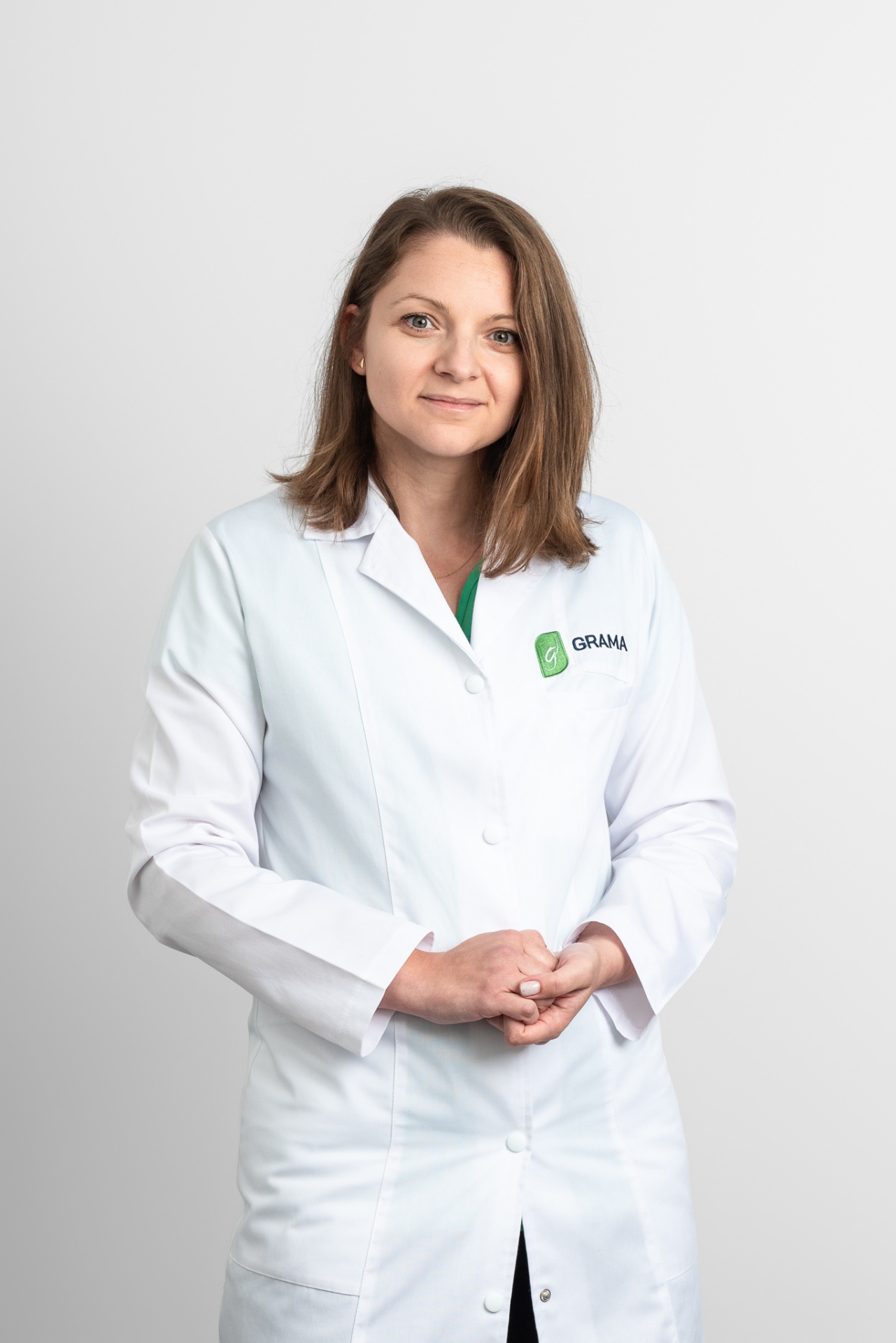 Dr. Oana Repede